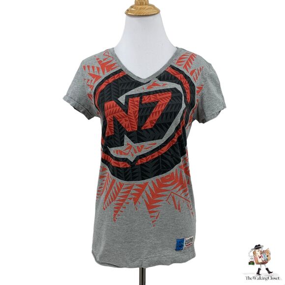 Nike N7 Heritage Graphic V Neck Tee S Small Heathered Gray Short Sleeve *READ - Picture 1 of 13